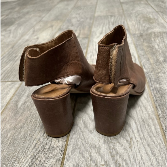 NEW Laura Bellariva Peep Bootie Italy Leather Size 6/36 - Picture 8 of 9